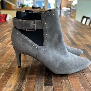 Calvin Klein gray booties w/silver stud & buckle details sz 10